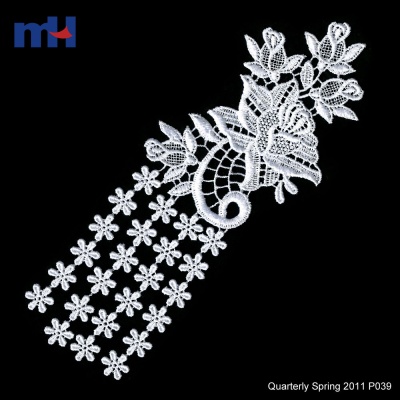 Chemical Lace Collar